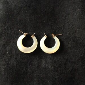 14k solid gold and‎ real stone shell hoops​​